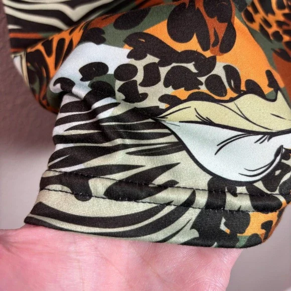 Jungle Animal Print Boho Leaf Top Women's Small Buttery Soft‎ Stretch Blouse - Picture 5 of 8